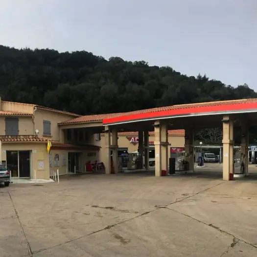 Station-essence-Bonifacio-Botti