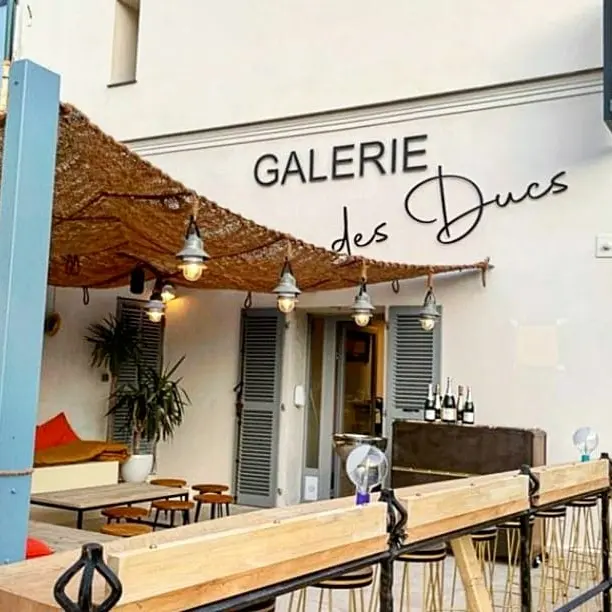 bonifacio_bar_galerie-des-ducs