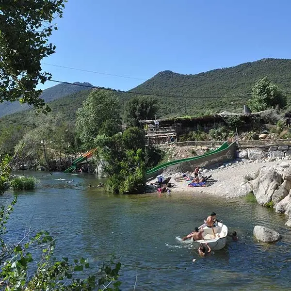 CAMPING LA RIVIERE