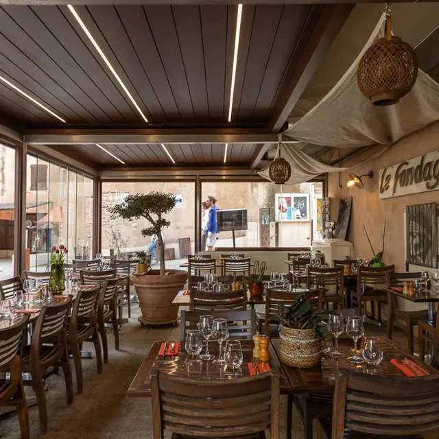 restaurant fondago bonifacio haute ville (2)