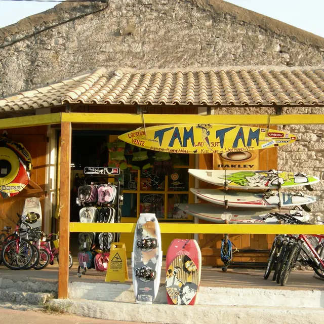 shopping-tamtam-surfshop-bonifacio-corse_vue face