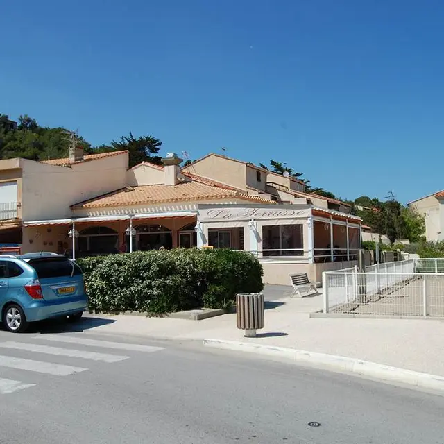 LA TERRASSE