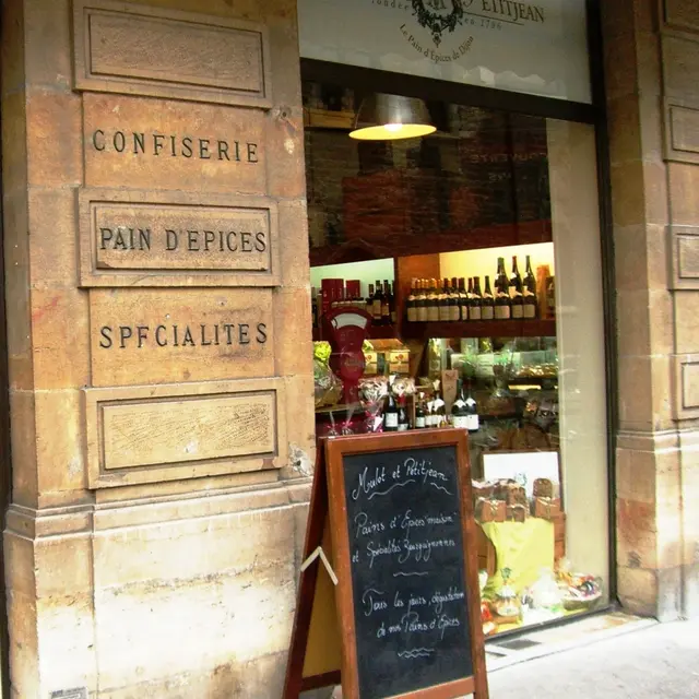 Mulot-et-Petitjean-Notre-Dame