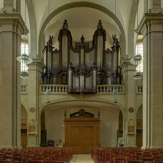 1024px-2013-03-20_13-00-24-egl-st-georges-vesoul