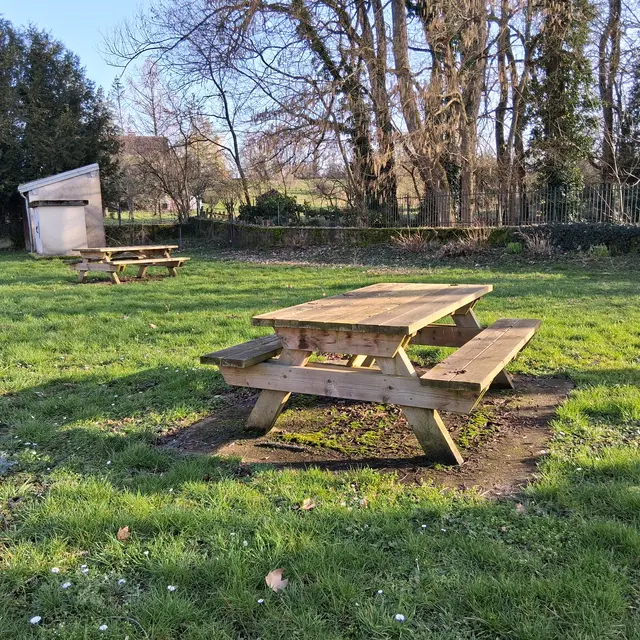 Aire de pique-nique Cemboing