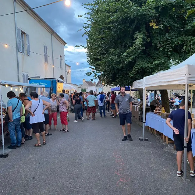 Marché nocturne