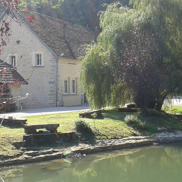 GITE DU MOULIN DE MALGERARD A NEUVELLE-LES-CROMARY_1