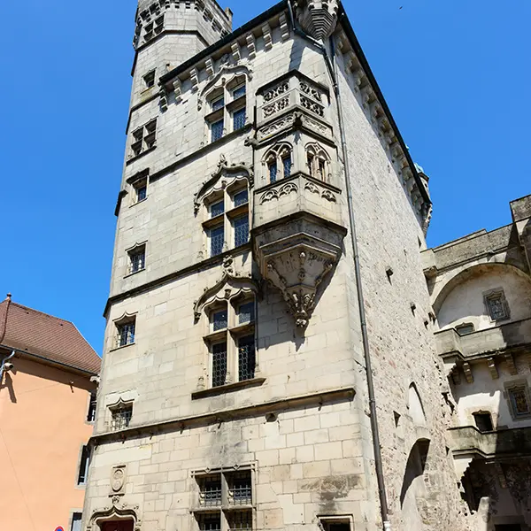 TOUR DES ECHEVINS_1
