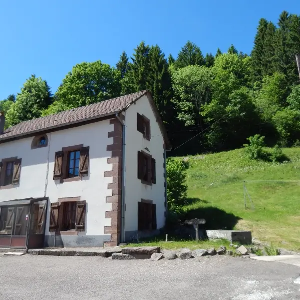 LE VILLAGE_1