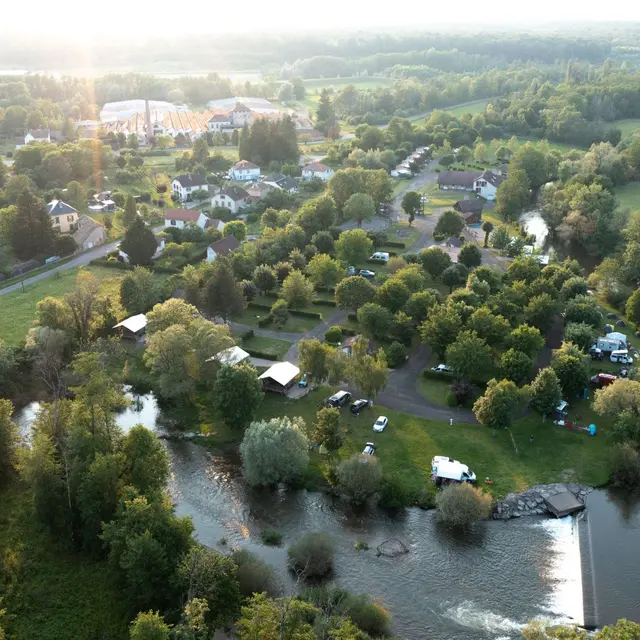 CAMPING vue aérienne