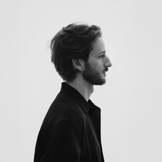 A_108614_V2_large_@C.CHABERT L1920