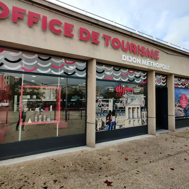 Accueil Gare - Extérieur 2019