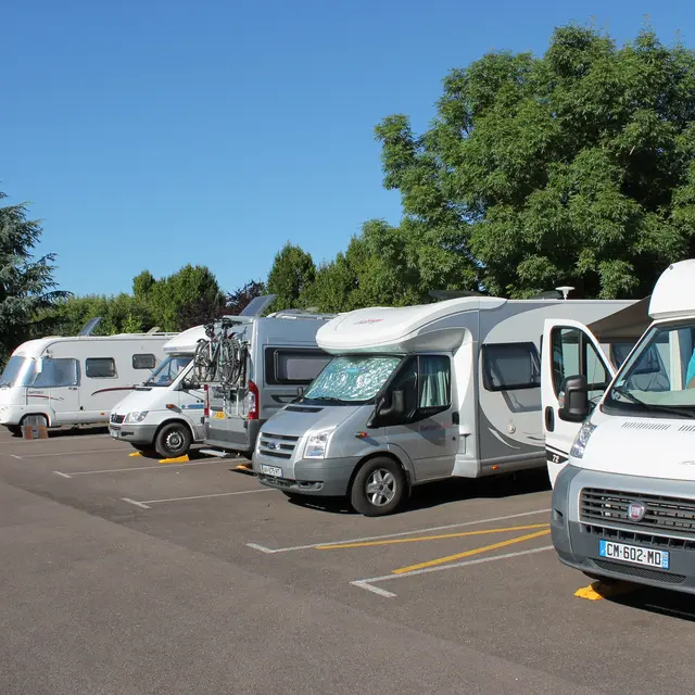 Aire-camping-car-depart-voie-verte