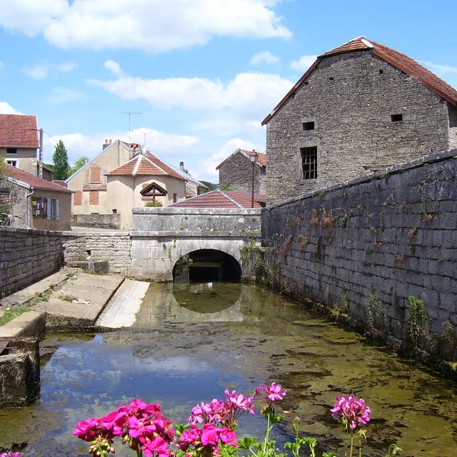 Fontaine St jean à Leffond 01