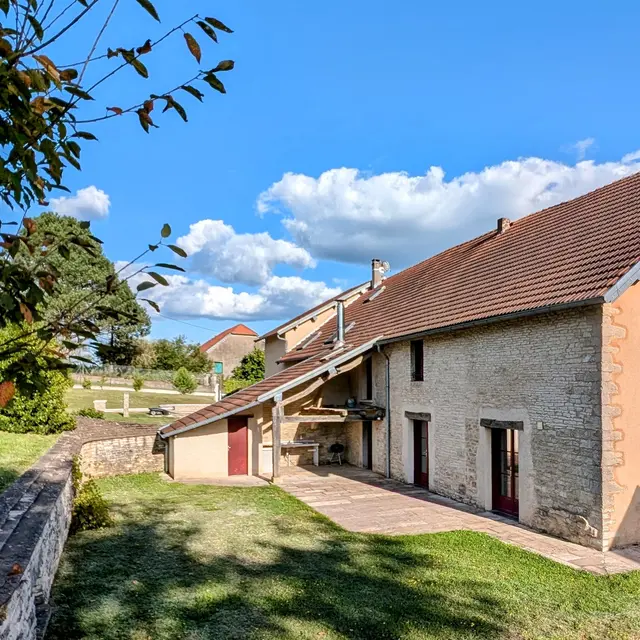Gîte Les Grillardes, dans un hameau proche Vesoul_1