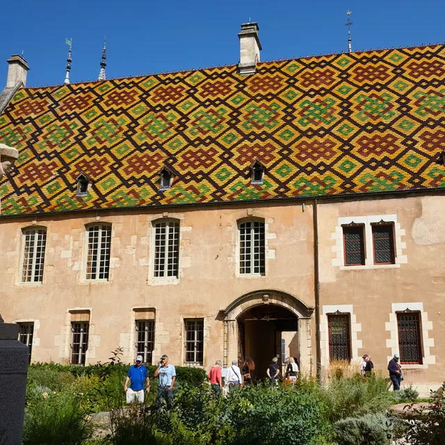 Cour des fondateurs - Hospices Civils de Beaune