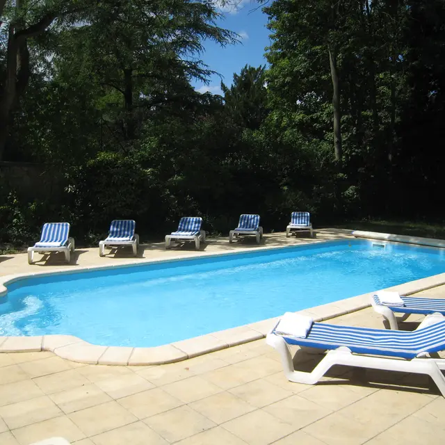 Piscine - Hôtel Les Maréchaux - Auxerre
