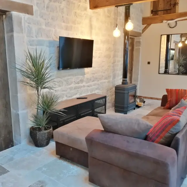 Salon Aux Bonnes Mares