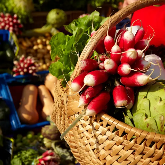 Panier et légumes