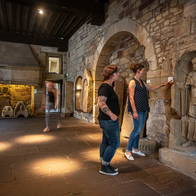 Luxeuil - les - Bains Vosges du Sud - Musée de la Tour des Echevins HD  (3)
