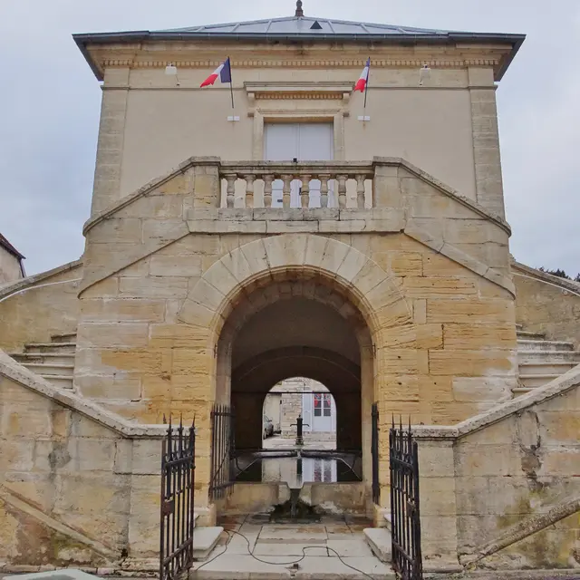 Mairie-Lavoir - Beaujeu