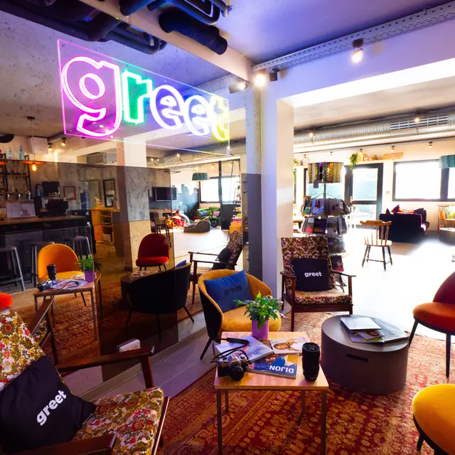 Greet Bar