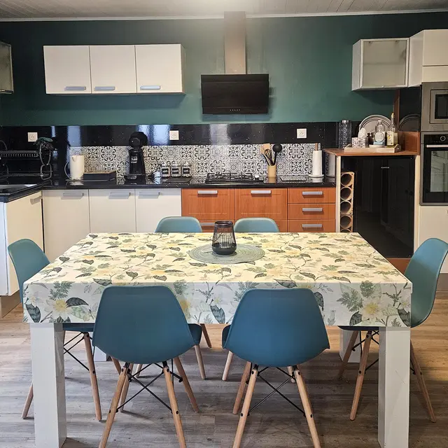Petit appartement cosy Montot 2024