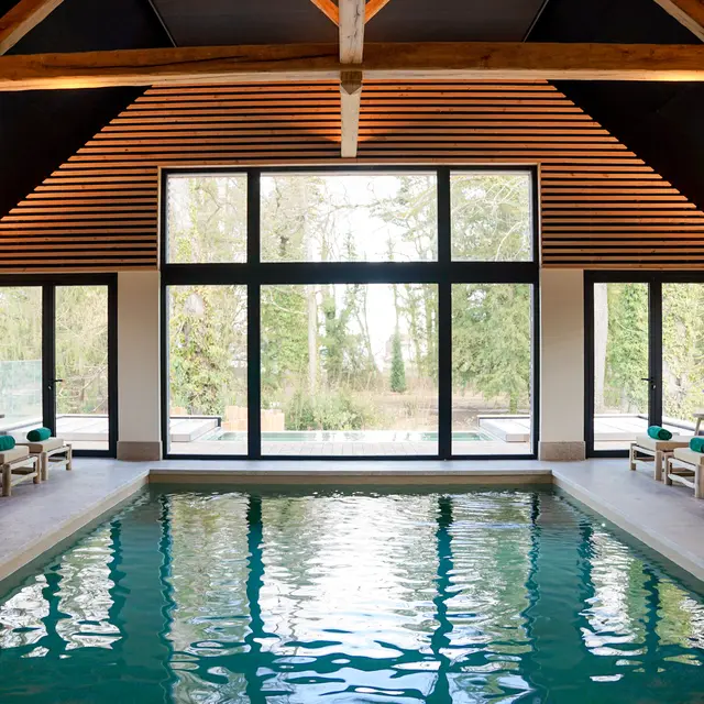 Piscine intérieur - SPA