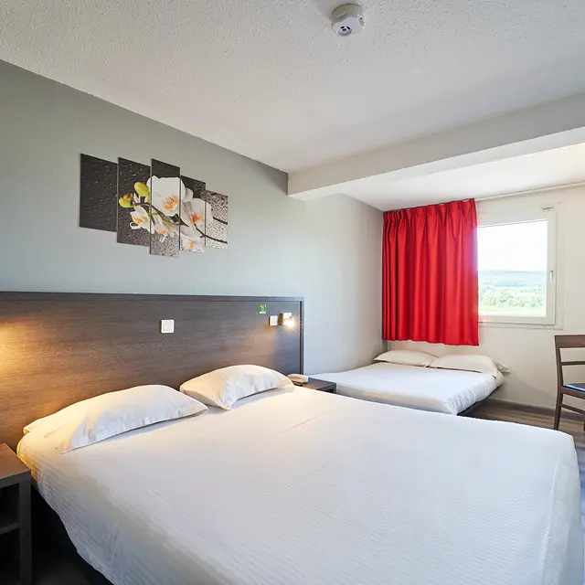 Quadruple superieure 1 grand lit et 1  litcanapé