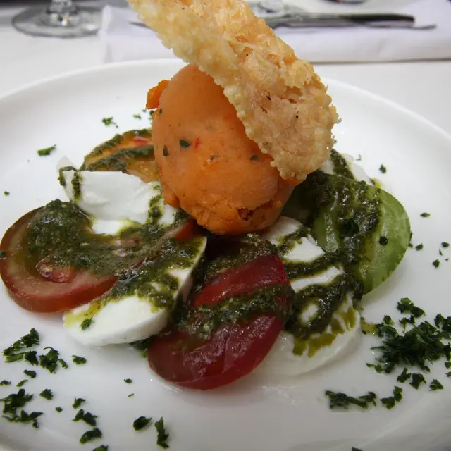 RESTAURANT--15--2