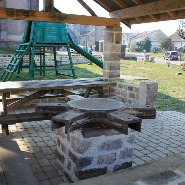 Table pique nique Velorcey