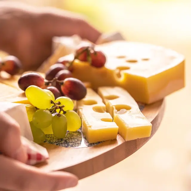 cheese-platter-6153716_1280