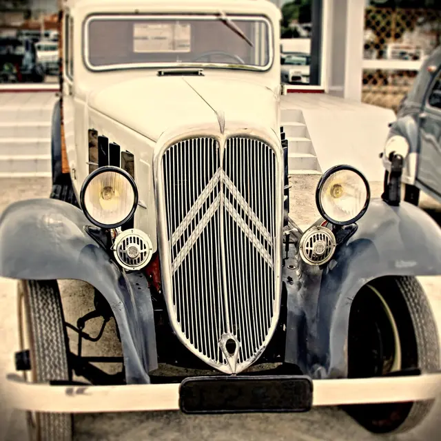 Voiture ancienne