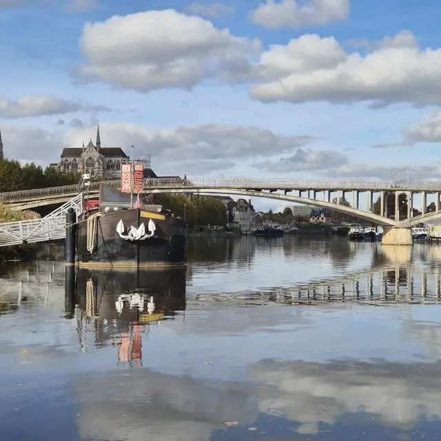 yonne_fluvial_peniche_automne_20251030_134814_©Sarah_Preston (1)