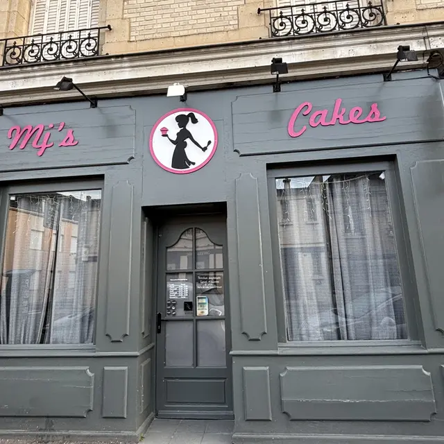 MJ'S CAKES