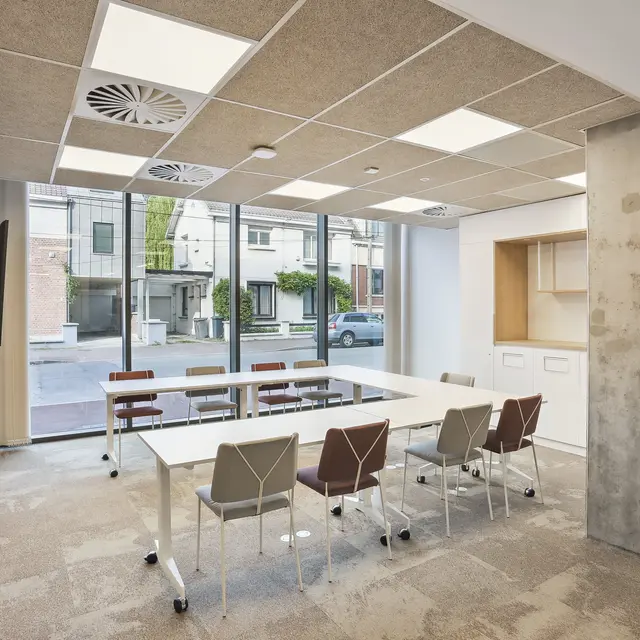 Newton Offices Croisé Laroche coworking