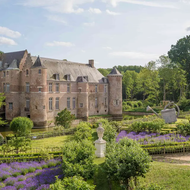 Chateau d'Esquelbecq - Jardins lavande - Chateau d'esquelbecq©
