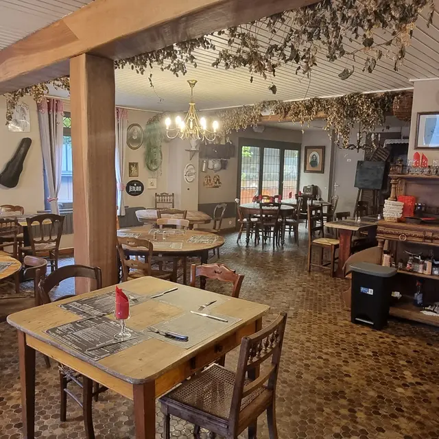 ChezMonVieux–Salle1_ChezMonVieux