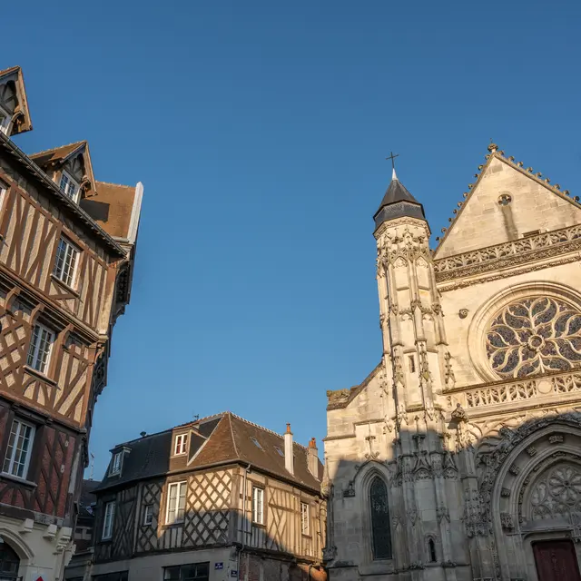 Église Saint-Antoine_© Xavier Renoux - Oise Tourisme_Droits jusqu'au 31.07.2030 (3)