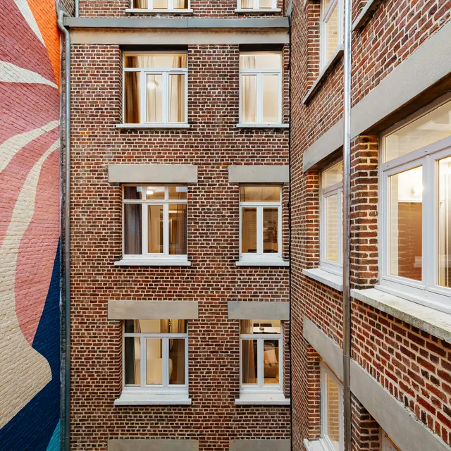EDGAR SUITES LILLE - Cour