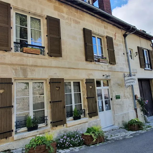 Façade_ Il était une fois_ crédit photo Marie-Line Monchecourt