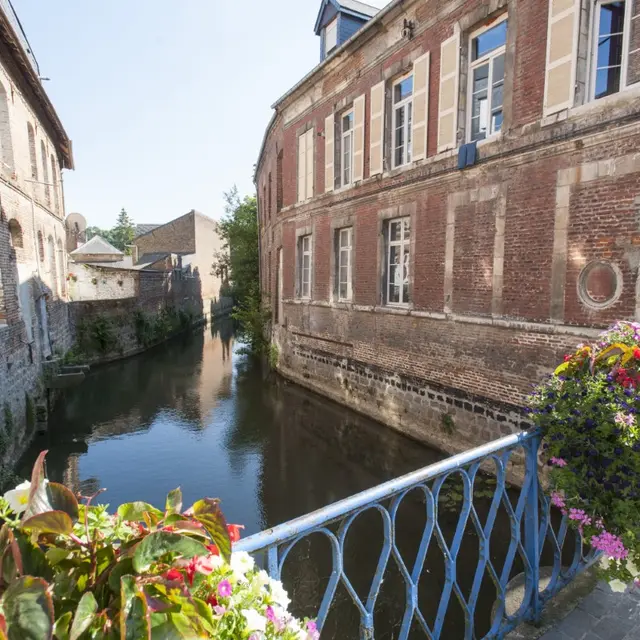 Guise rue Desmoulins sur l'Oise
