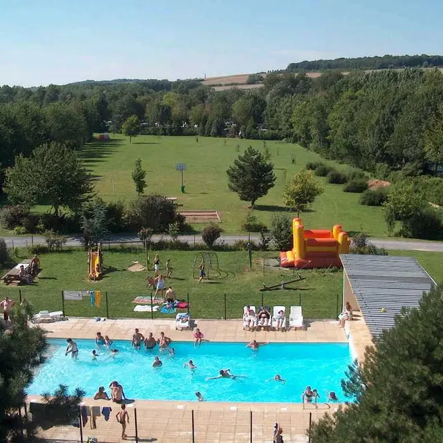 HPAPIC0800010532_Ferme de Bouzencourt_piscine_Le Hamel_Somme_HautsdeFrance