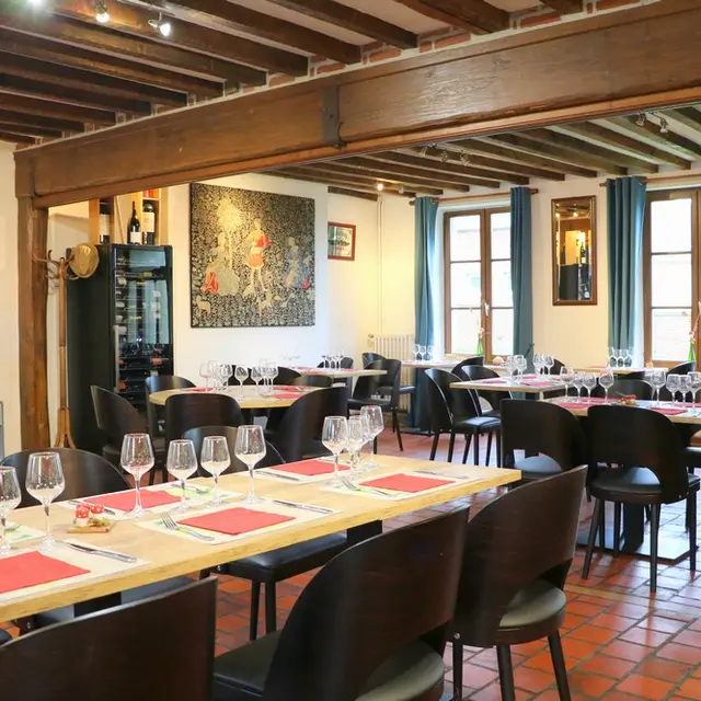 La Table de Maya < Aubenton <  Thiérache < Aisne < Hauts-de-France