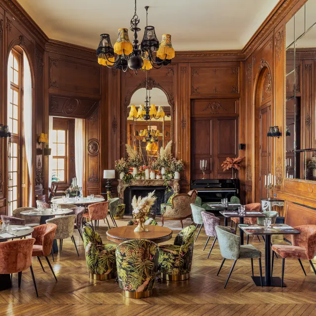 Bar et restaurant - Château Jeanne & The Forest