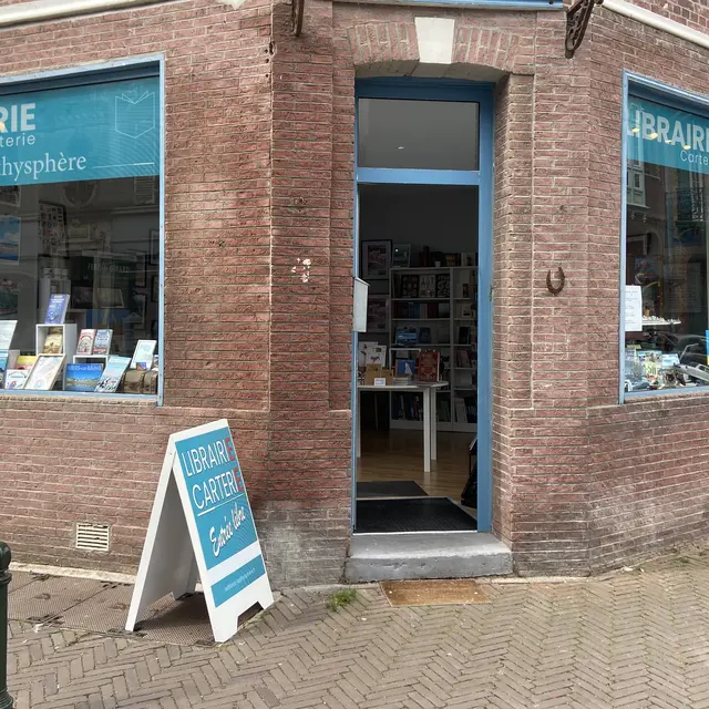 Librairie le Bathysphère (2)