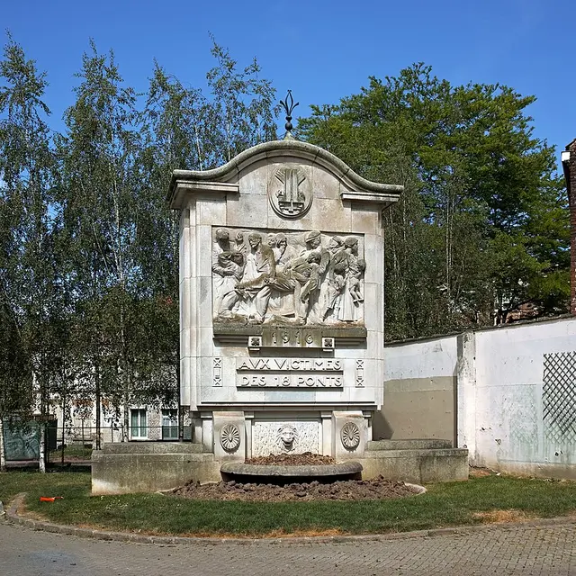 MONUMENT AUX VICTIMES DE L'EXPLOSION DE LA POUDRIÈRE DES 18 PONTS
