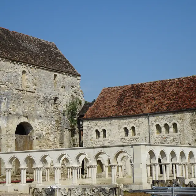 Prieuré Autheuil en valois 2
