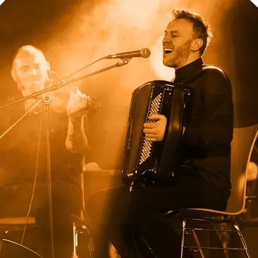 TOUS AU TIRE-LAINE ! Apéro-Concert Histoire d'Eux musique narrative & poétique_1