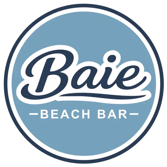 Le Baie Beach Bar